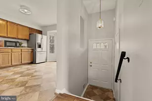 2890 Schoolhouse Cir, Silver Spring, MD 20902 - Photo 5