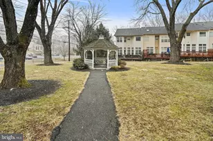 2028 Ashleigh Woods Ct, Rockville, MD 20851 - Photo 39