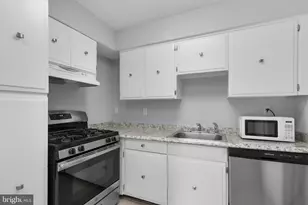 9907 Blundon Dr, Silver Spring, MD 20902 - Photo 13