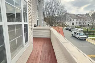 18073 Royal Bonnet Cir, Gaithersburg, MD 20886 - Photo 33