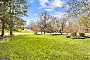 7215 Helmsdale Rd, Bethesda, MD 20817 - Photo 19