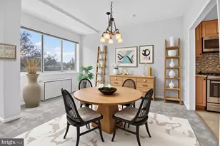 10401 Grosvenor Pl, Rockville, MD 20852 - Photo 3