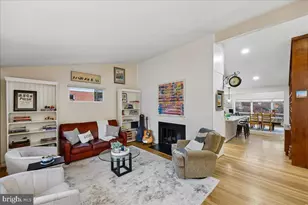 11403 Fairoak Dr, Silver Spring, MD 20902 - Photo 17