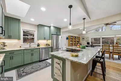 11403 Fairoak Drive, Silver Spring, MD 20902 - Photo 7