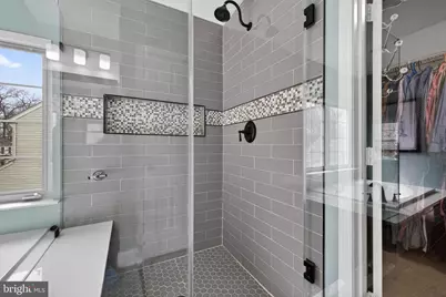 7810 Heritage Farm Drive, Gaithersburg, MD 20886 - Photo 21