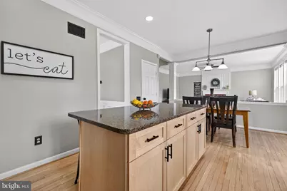 7810 Heritage Farm Drive, Gaithersburg, MD 20886 - Photo 9