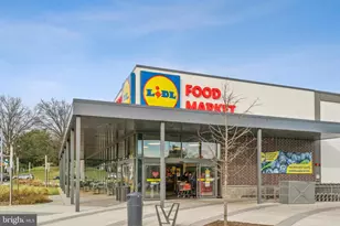 7810 Heritage Farm Dr, Gaithersburg, MD 20886 - Photo 57