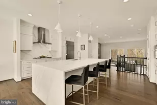 3737 Glenmoor Reserve Ln, Chevy Chase, MD 20815 - Photo 7