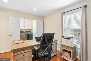 16100 Howard Landing Dr, Gaithersburg, MD 20878 - Photo 29