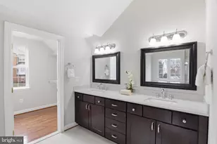 11401 Crownwood Ln, Rockville, MD 20850 - Photo 23