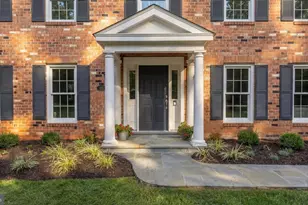 10 Royal Oak Ct, Potomac, MD 20854 - Photo 3