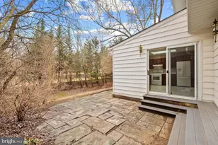 6916 Cynthia Ln, Derwood, MD 20855 - Photo 29