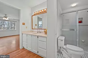 6916 Cynthia Ln, Derwood, MD 20855 - Photo 25