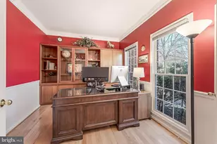 10005 Bald Cypress Dr, Rockville, MD 20850 - Photo 7