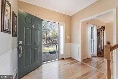 10005 Bald Cypress Drive, Rockville, MD 20850 - Photo 5