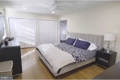 10277 Gainsborough Road, Potomac, MD 20854 - Photo 19