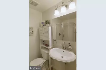 10277 Gainsborough Road, Potomac, MD 20854 - Photo 17