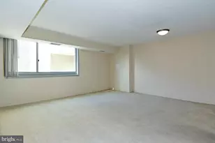 4601 N Park Ave, Chevy Chase, MD 20815 - Photo 5