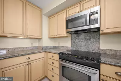 5450 Whitley Park Terrace #507, Bethesda, MD 20814 - Photo 11