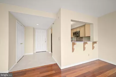 5450 Whitley Park Terrace #507, Bethesda, MD 20814 - Photo 7