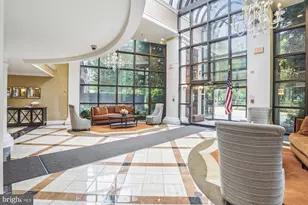 10101 Grosvenor Pl, Rockville, MD 20852 - Photo 33