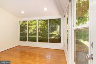6221 Walhonding Rd, Bethesda, MD 20816 - Photo 17