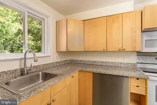 6221 Walhonding Rd, Bethesda, MD 20816 - Photo 13