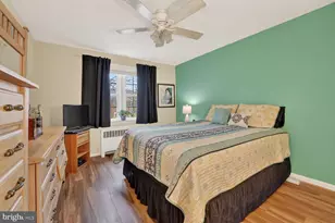 2208 Colston Dr, Silver Spring, MD 20910 - Photo 9