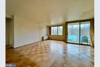 10201 Grosvenor Place #404, Rockville, MD 20852 - Photo 3