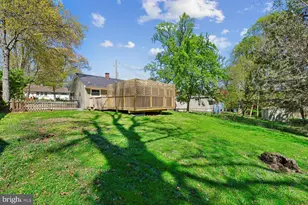 1123 Parrish Dr, Rockville, MD 20851 - Photo 17