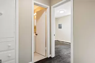 1123 Parrish Dr, Rockville, MD 20851 - Photo 9