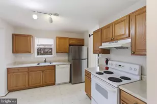 13308 Neerwinder Pl, Germantown, MD 20874 - Photo 15