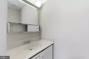 13308 Neerwinder Pl, Germantown, MD 20874 - Photo 19