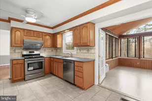 17116 Founders Mill Dr, Derwood, MD 20855 - Photo 19