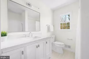 1310 Midwood Pl, Silver Spring, MD 20910 - Photo 21