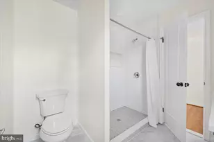 1310 Midwood Pl, Silver Spring, MD 20910 - Photo 15