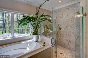 7318 Burdette Ct, Bethesda, MD 20817 - Photo 17