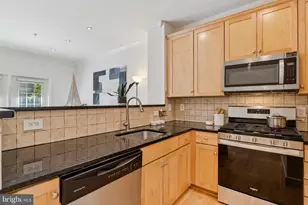 11800 Old Georgetown, North Bethesda, MD 20852 - Photo 7