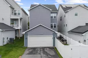 135 Limpkin Ave, Clarksburg, MD 20871 - Photo 15