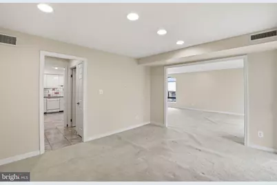 11400 Strand Drive #R-402, Rockville, MD 20852 - Photo 13