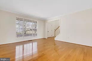 12205 Milestone Manor Ln, Germantown, MD 20876 - Photo 5