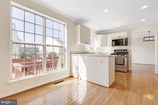 12205 Milestone Manor Ln, Germantown, MD 20876 - Photo 11