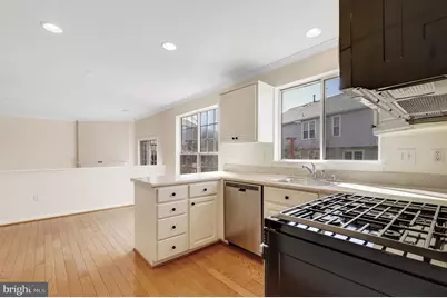 12205 Milestone Manor Lane, Germantown, MD 20876 - Photo 9