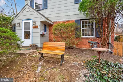 9207 Long Branch Parkway, Silver Spring, MD 20901 - Photo 3