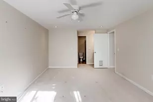 13201 Chalet Pl, Germantown, MD 20874 - Photo 17