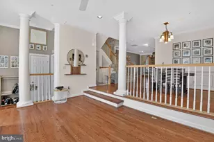 105 Crofton Hill Ln, Rockville, MD 20850 - Photo 5