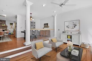 105 Crofton Hill Ln, Rockville, MD 20850 - Photo 3