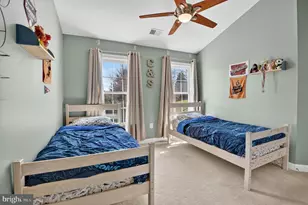 105 Crofton Hill Ln, Rockville, MD 20850 - Photo 29