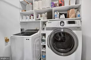 105 Crofton Hill Ln, Rockville, MD 20850 - Photo 31