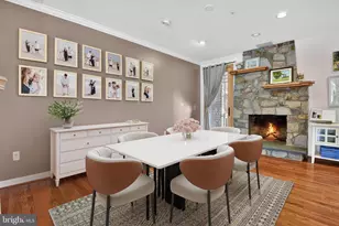 105 Crofton Hill Ln, Rockville, MD 20850 - Photo 11